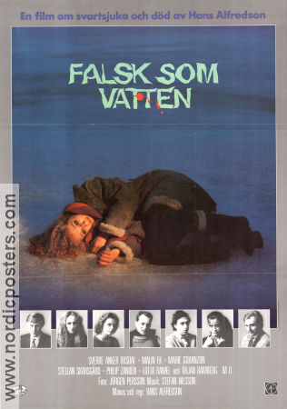 Falsk som vatten 1985 poster Malin Ek Stellan Skarsgård Magnus Uggla Hans Alfredson Filmbolag: AB Svenska Ord