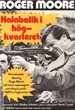 Kalabalik i högkvarteret 1975 poster Roger Moore Susannah York Shelley Winters Christopher Miles Vapen