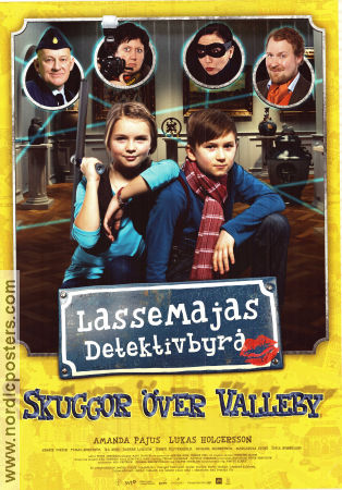 LasseMajas detektivbyrå Skuggor över Valleby 2014 poster Amanda Pajus Lukas Holgersson Tomas Norström Patrik Forsberg