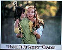 The Hand That Rocks the Cradle 1988 lobbykort Annabella Sciorra Rebecca de Mornay