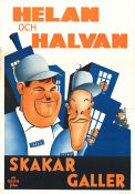 Helan och Halvan skakar galler 1931 poster Helan och Halvan Laurel and Hardy Stan Laurel Oliver Hardy James Parrott Poliser