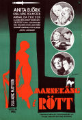 Mannekäng i rött 1958 poster Anita Björk Karl-Arne Holmsten Annalisa Ericson Anita Lindblom Arne Mattsson Hitta mer: Hillman Affischkonstnär: Gösta Åberg