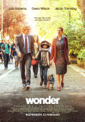 Wonder 2017 poster Jacob Tremblay Owen Wilson Izabela Vidovic Stephen Chbosky Barn